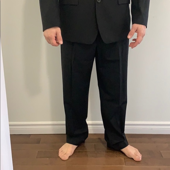 ⭐️SOLD⭐️Suit - Picture 2 of 8